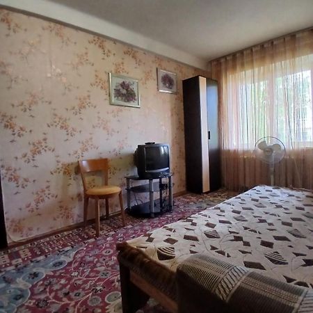 Квартира На Дегтярёвской Kyiv Exterior photo